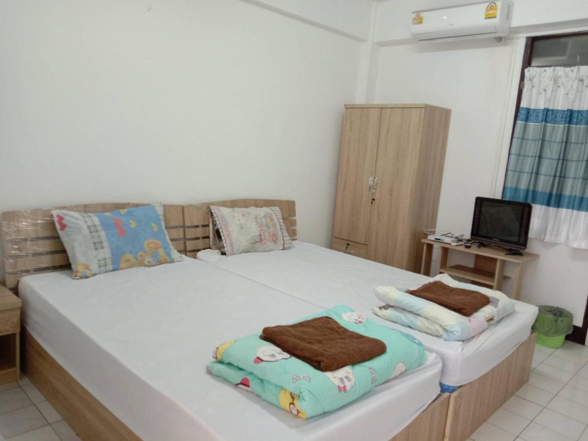 Natcha Place Thammasat Rangsit Bangkok Exterior photo